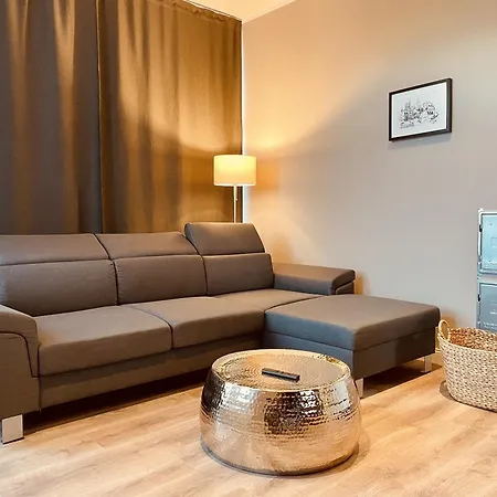 Casa Rehse I Loft-Apartment I Kostenlos Parken & Wlan I Self-Check-In I Oepnv I 65Zoll-Tv Erfurt Exterior photo