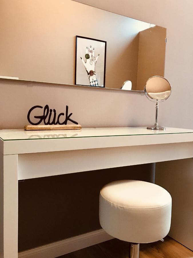 Casa Rehse I Loft-apartment I Kostenlos Parken & Wlan I Self-check-in I Oepnv I 65zoll-tv * Erfurt