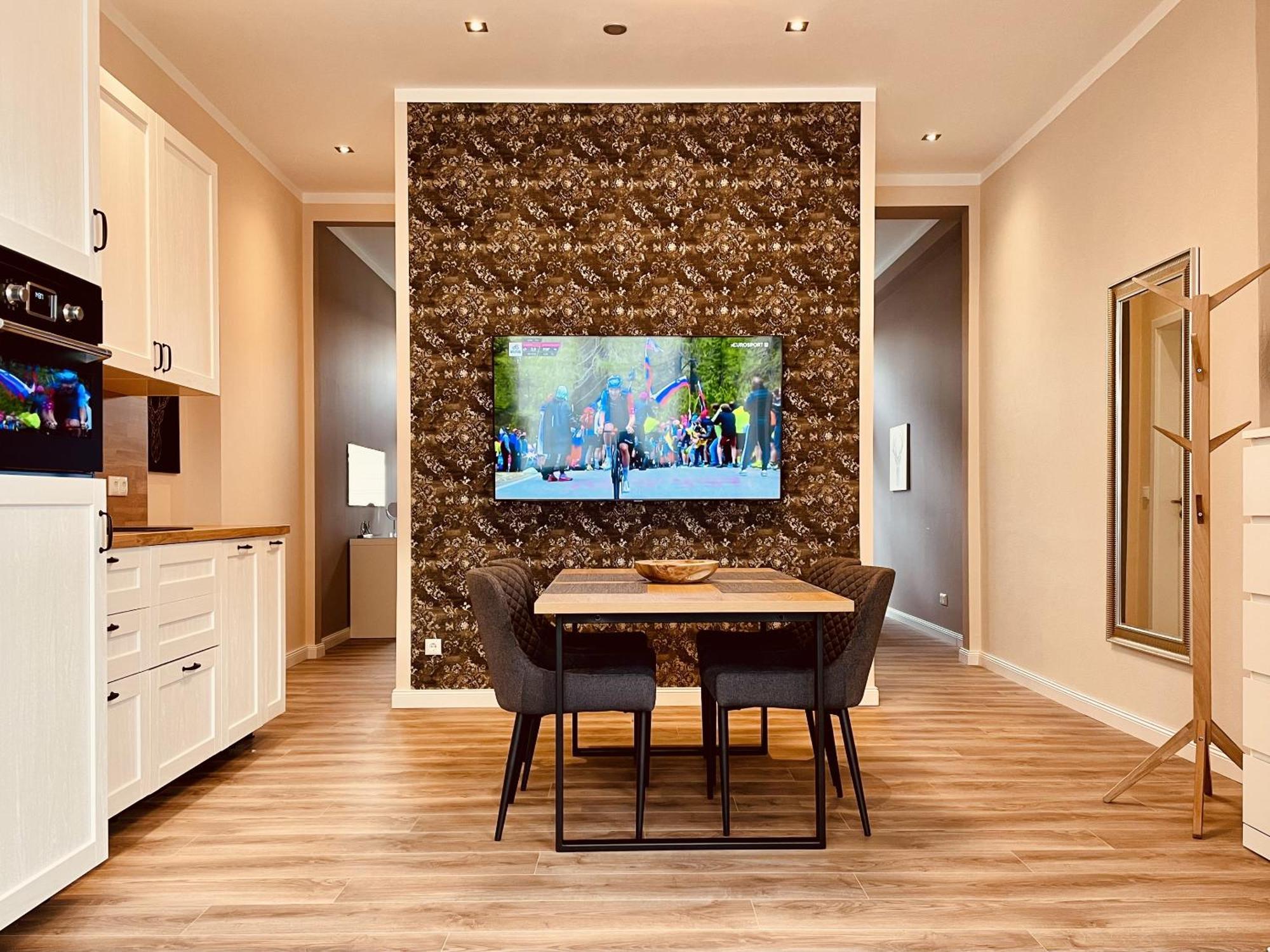 Casa Rehse I Loft-apartment I Kostenlos Parken & Wlan I Self-check-in I Oepnv I 65zoll-tv Apartment *