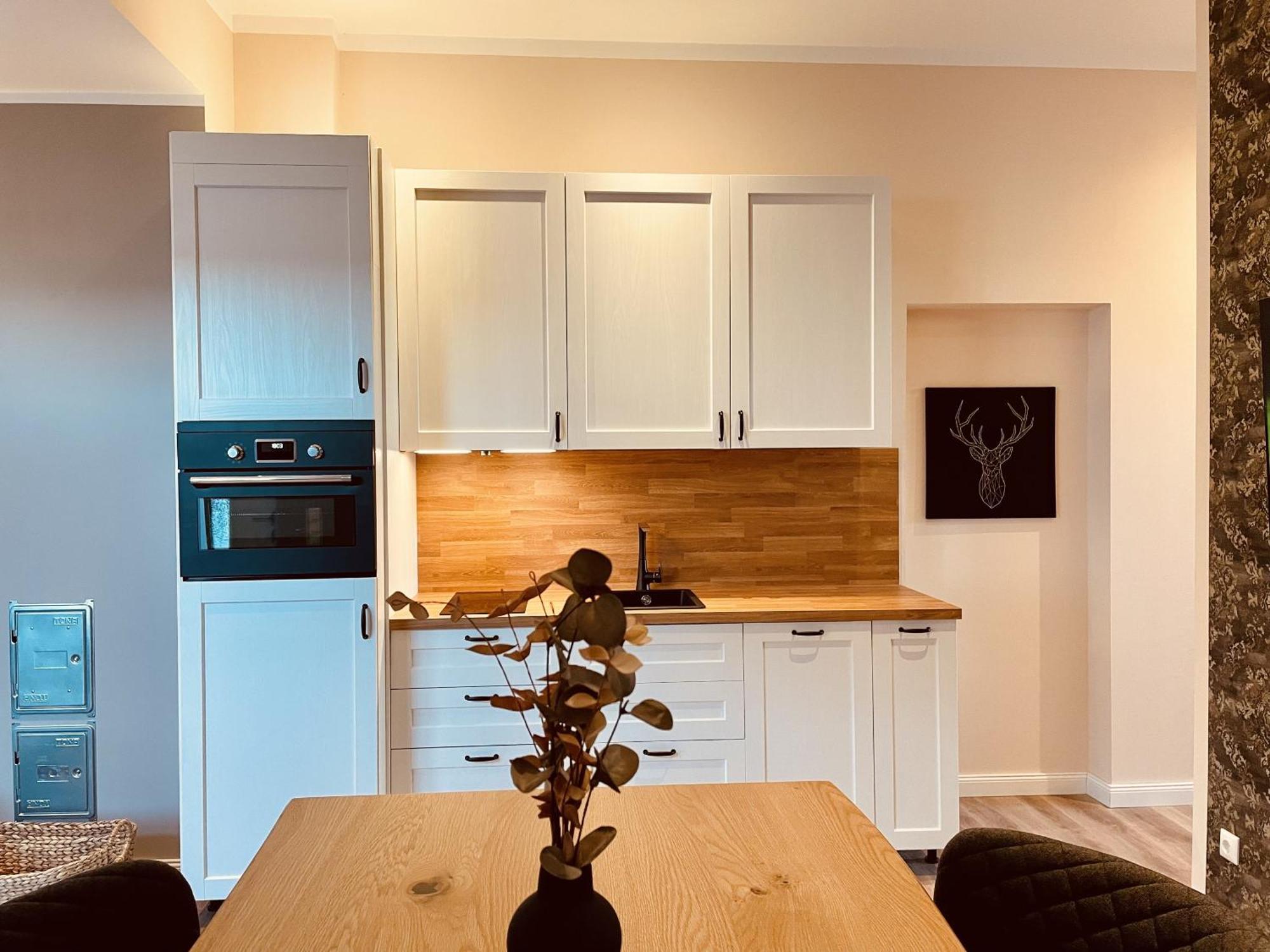 Casa Rehse I Loft-apartment I Kostenlos Parken & Wlan I Self-check-in I Oepnv I 65zoll-tv Érfurt